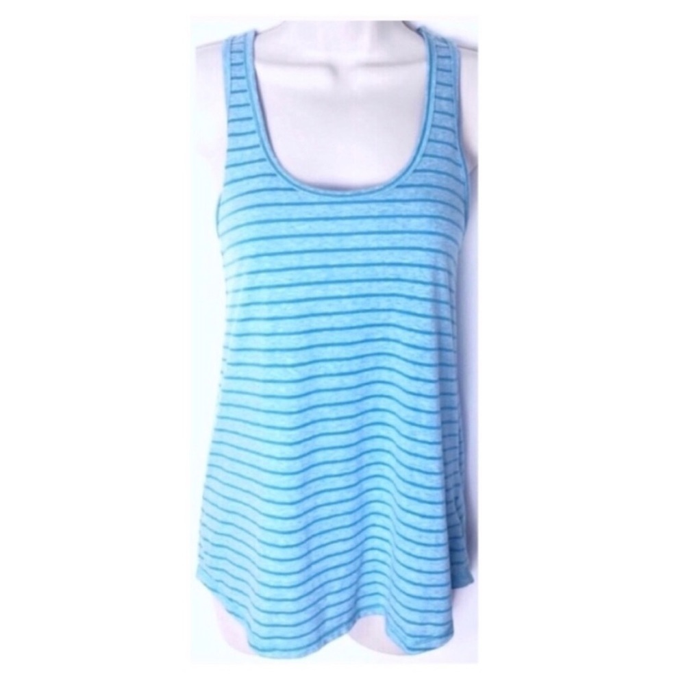 🆕 Reebok high low striped scoop neck tank …